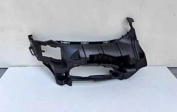 BMW X4 G02 Fog light bracket 8064596