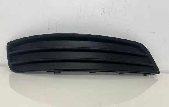 Audi A3 S3 A3 Sportback 8P Front bumper lower grill 8P0807682D