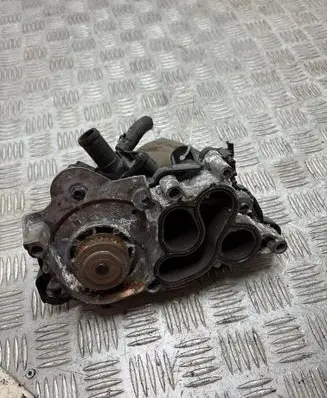 Volkswagen Golf VII Water pump 04E121600BD 210318 104106