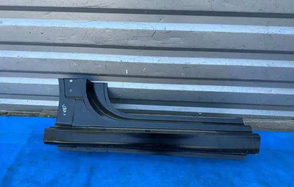 KIA Ceed Sill/side skirt trim