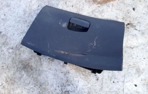 Citroen C3 Glove box