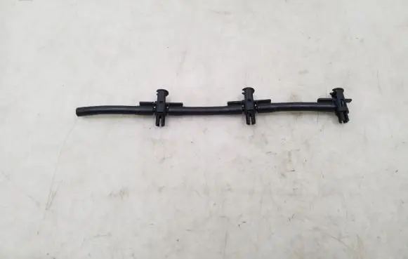 BMW 3 E90 E91 Fuel return line/hose 2136300