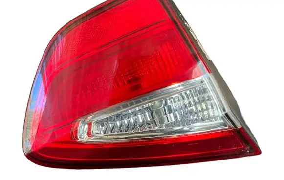 KIA Rio Rear/tail lights 924031W2