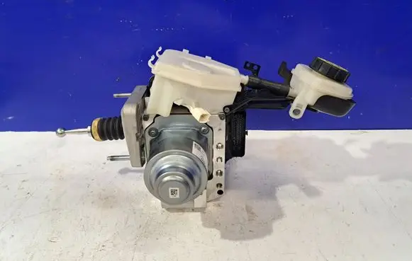 Polestar 2 ABS Pump 32333275 36011739