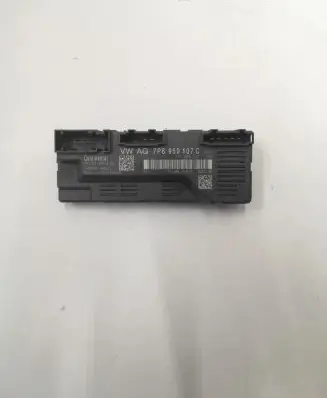 Volkswagen Touareg II Tailgate/trunk control unit/module 7P6959107C