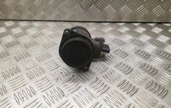 Volkswagen PASSAT B5 Mass air flow meter 0281002216 028906461