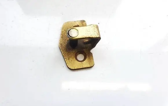Opel Astra G Front door lock loop/hook striker