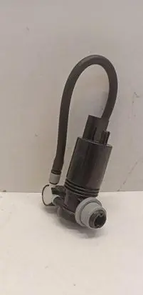 Volvo XC40 Windscreen/windshield washer pump 32237970