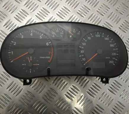 Audi A3 S3 8L Speedometer (instrument cluster) 8L0919860E