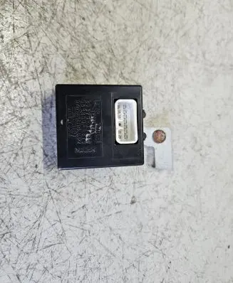 Lexus ES 250 - 300 - 330 Other relay 8937333140 0688001870