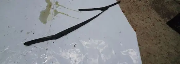 BMW 3 E46 Windshield/front glass wiper blade NOCODE
