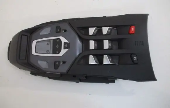 Citroen DS5 Headlining lighting console trim 9801092977