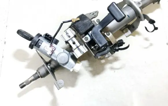 Nissan X-Trail T30 Steering wheel axle