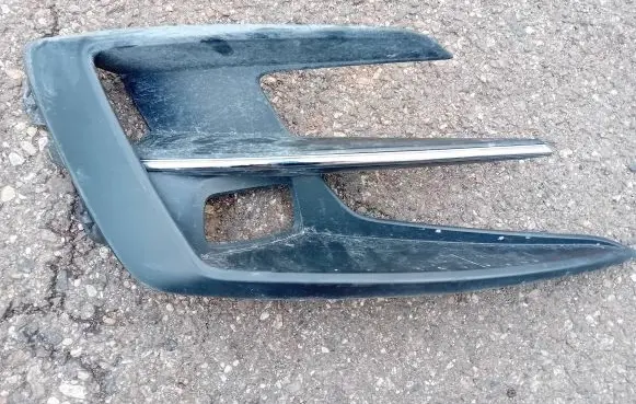 Renault Megane IV Front bumper lower grill 261A33578R