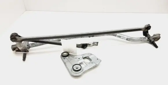 Volvo XC60 Front wiper linkage 30753513