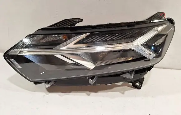 Dacia Sandero III Headlight/headlamp 260608545R
