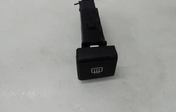 KIA Carens I Windscreen/window heater switch 