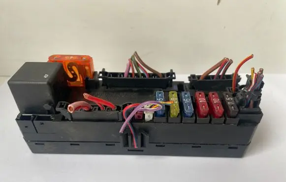 Mercedes-Benz C W203 Fuse module A0005400072