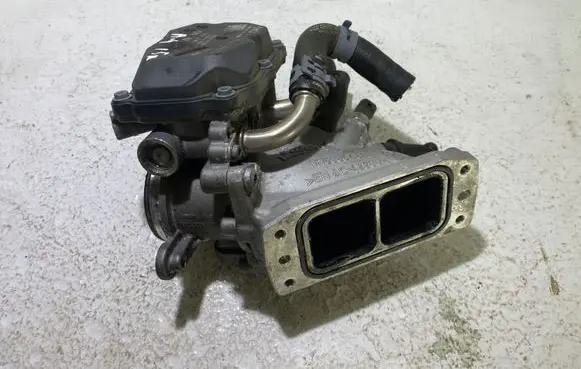 Audi A4 S4 B8 8K Electric throttle body valve 04L128063P A2C84315500 0806140885