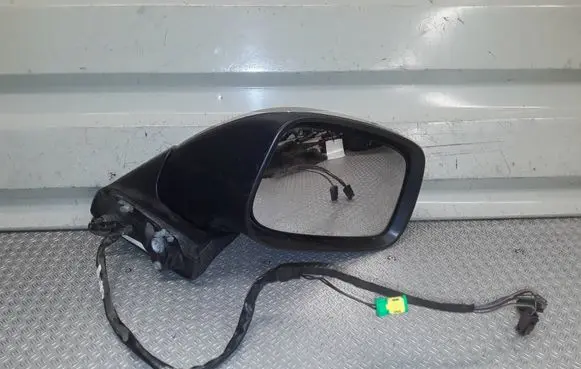 Peugeot 807 Front door electric wing mirror E2021011