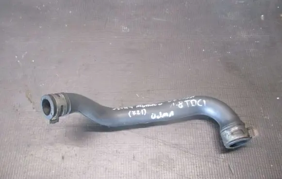 Ford Mondeo MK IV Breather hose/pipe 