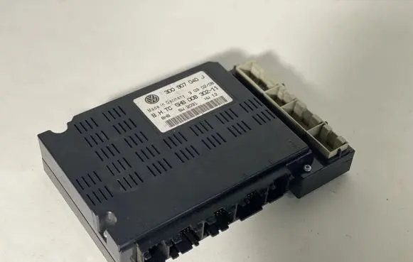 Volkswagen Phaeton Air conditioning/heating control unit 3D0907040J 5HB00830211