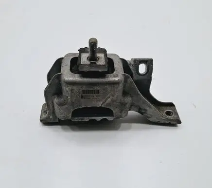 Mini One - Cooper Coupe R56 Engine mount bracket 6779805