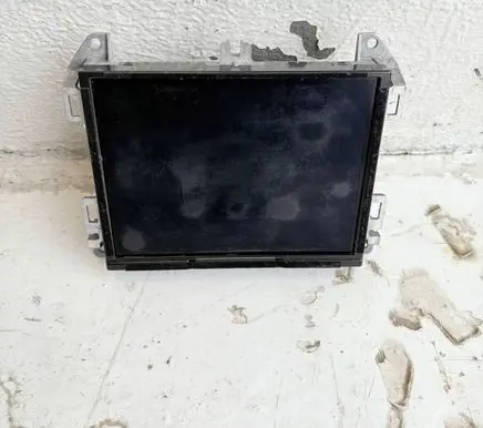 Jeep Wrangler Radio/CD/DVD/GPS head unit 68429176AB