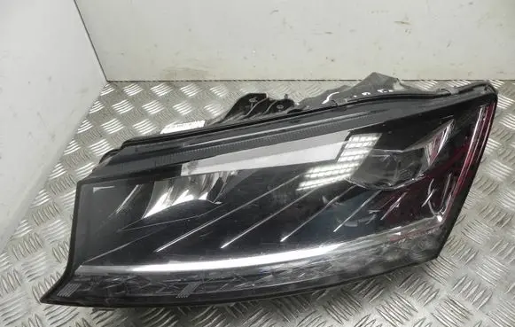 Skoda Fabia Mk3 (NJ) Headlight/headlamp 6V1941015E
