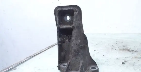 Engine oil radiator