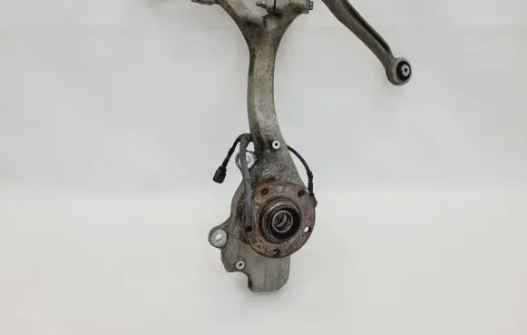 Volkswagen Phaeton Front wheel hub spindle knuckle 4E0258M
