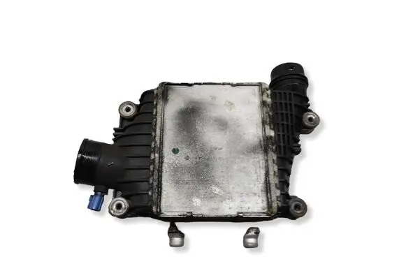 Jaguar XE Intercooler radiator GX736K775AB 3837BC7