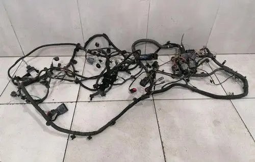 Aston Martin V8 Engine installation wiring loom 6G3314290AE