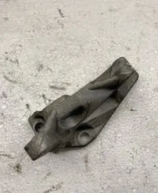 BMW 5 F10 F11 Engine mounting bracket 13517805421
