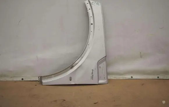 Dodge Nitro Fender