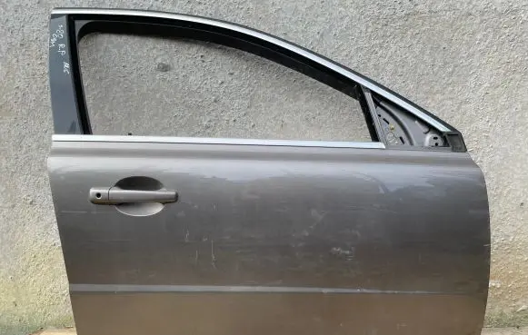 Volvo S80 Front door
