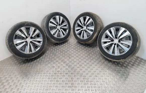Peugeot 3008 I R17 alloy rim 