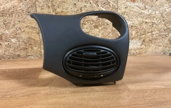 Ford Focus Dash center air vent grill 98ABA042N54 98ABA04290AJW