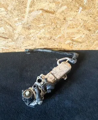 Volkswagen PASSAT CC EGR valve cooler 6NU358167