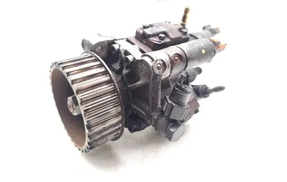 Nissan Qashqai Fuel injection high pressure pump 8200663258 A2C20000754