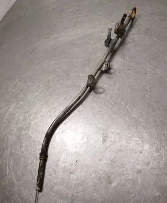 Toyota Avensis T270 Oil level dip stick