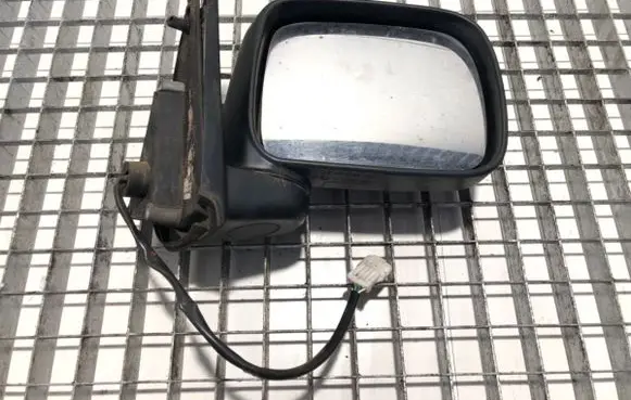 Nissan Terrano Front door electric wing mirror