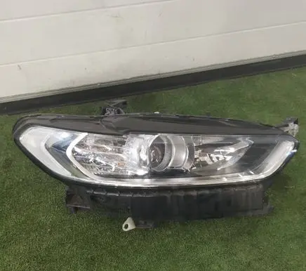 Ford Mondeo MK V Headlight/headlamp DS73-13W029-EB
