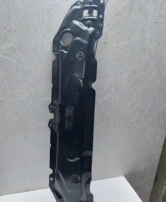 BMW 5 E60 E61 Top upper radiator support slam panel 7033741 11267310 AIM904S12