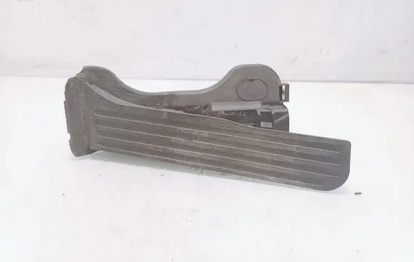 Volkswagen PASSAT B6 Accelerator throttle pedal 1K1721503L