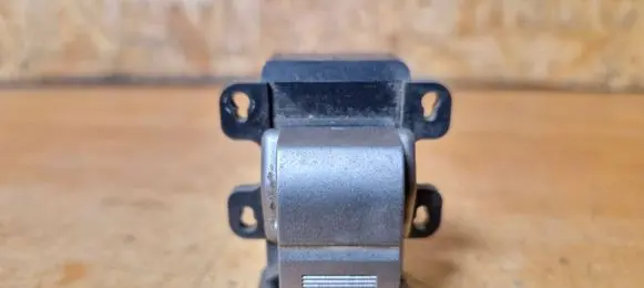 Honda FR-V Electric window control switch M20783