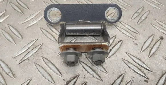 Toyota Urban Cruiser (XP110) Tailgate/trunk/boot hinge 