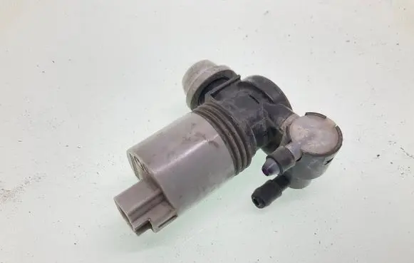 Toyota Auris E210 Windscreen/windshield washer pump 1020974001