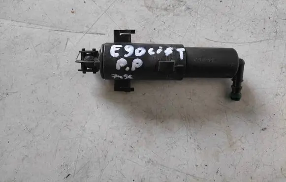 BMW 3 E90 E91 Headlight washer spray nozzle 7179311