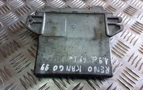 Renault Kangoo I Engine control unit/module 7700104956 7700111206